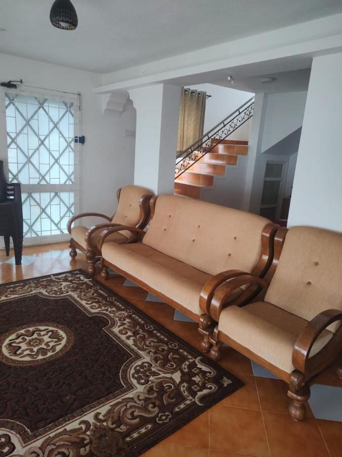 The Orange Home โกตากิริ ภายนอก รูปภาพ